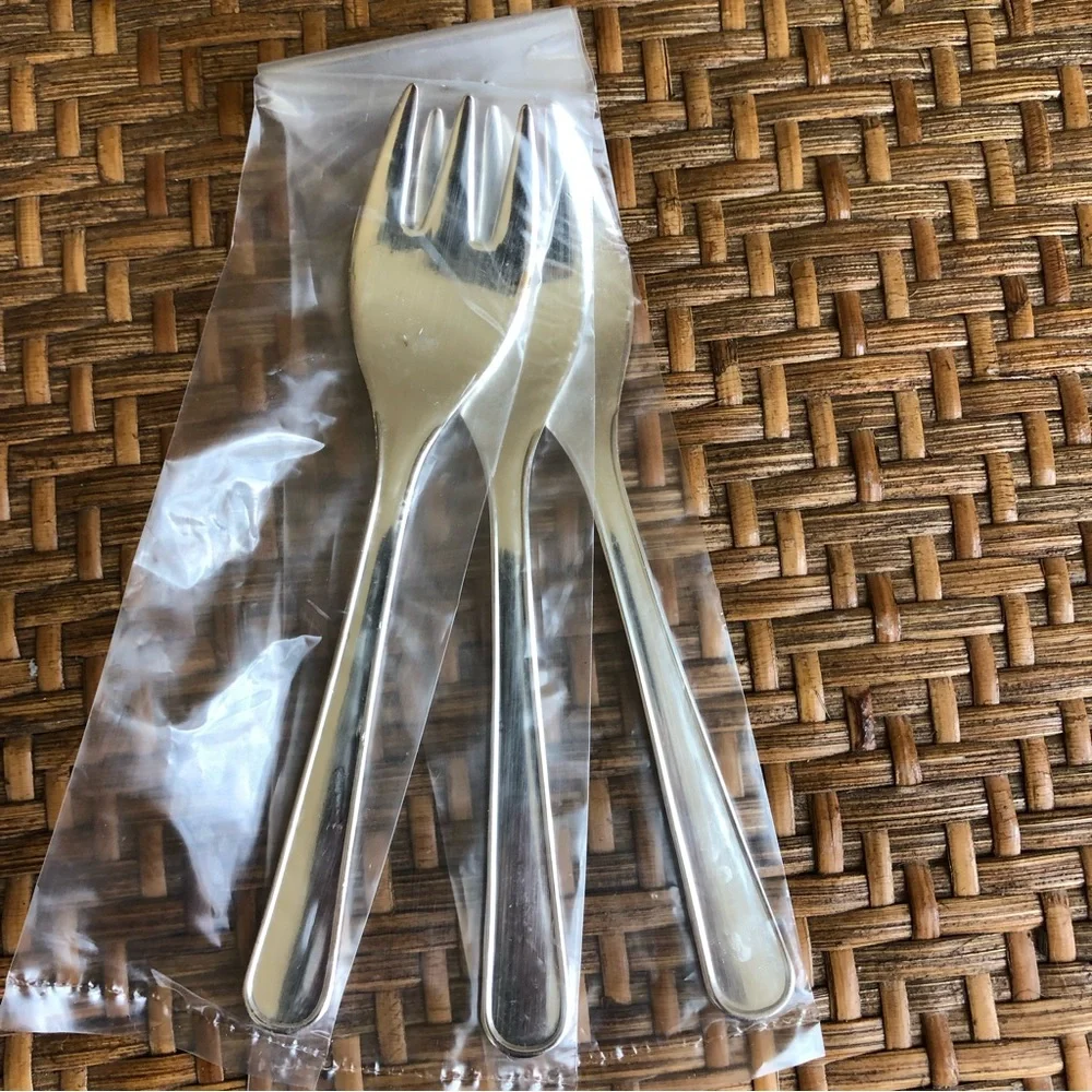 Lot of 4-Leonard Silverplated Italy Silver Plated Small 3-Prong Pickle Forks- 5